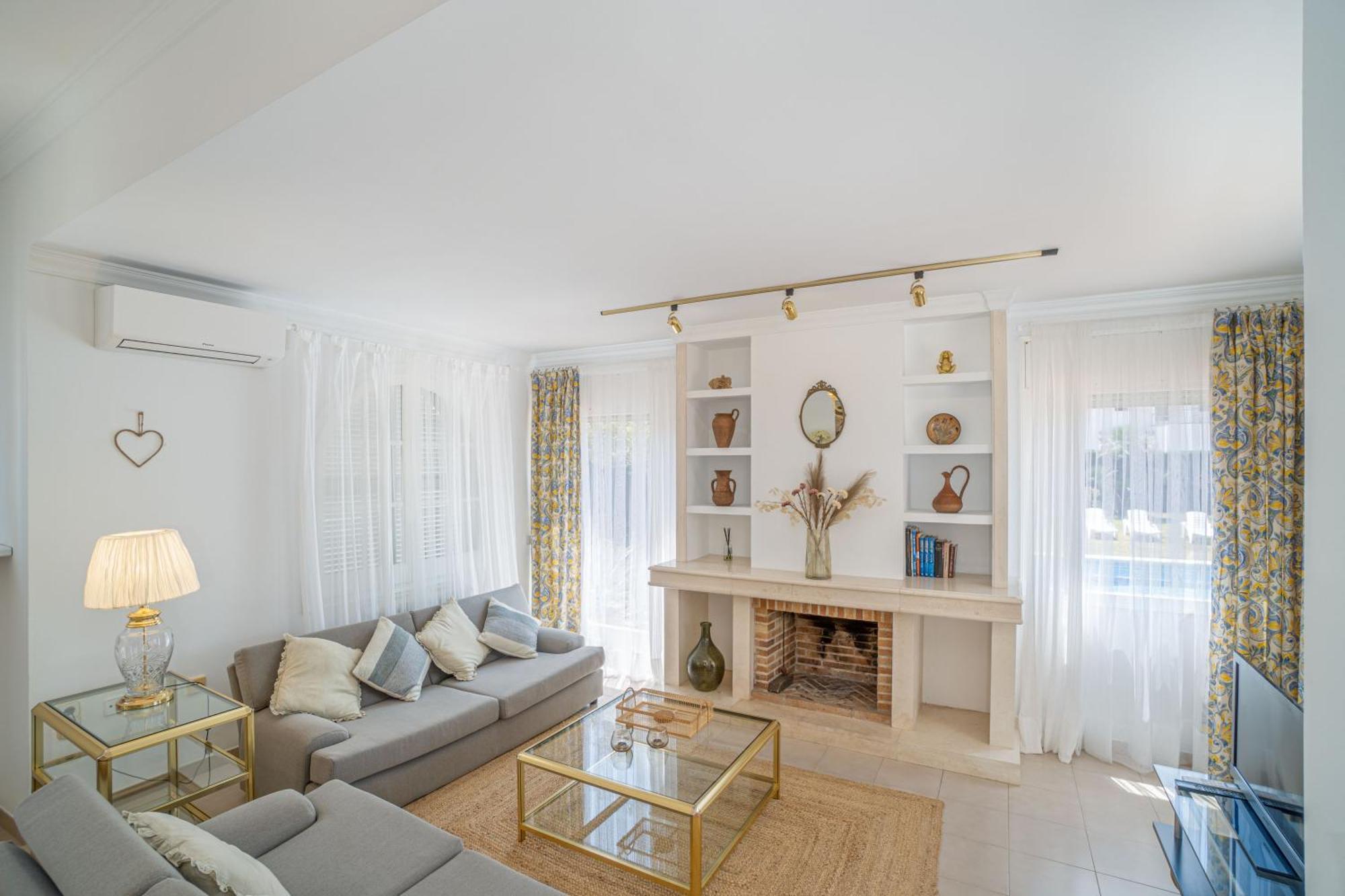 Вилла Harmony House Росас Экстерьер фото